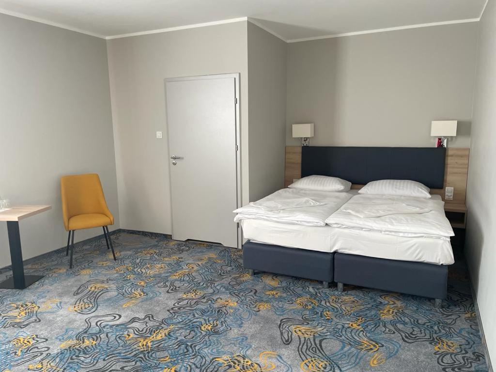 Dobosz Hotell Police