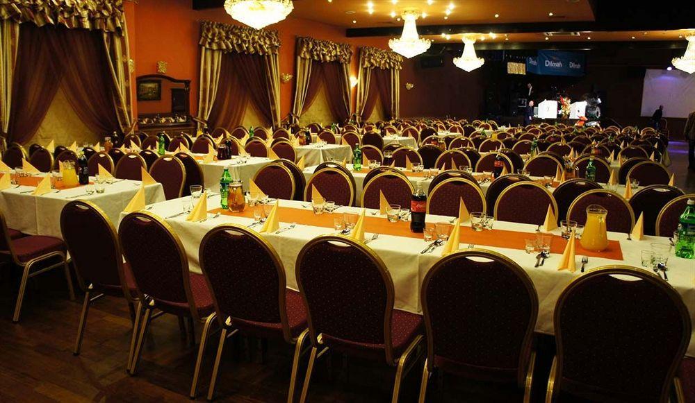 Dobosz Hotell 3*